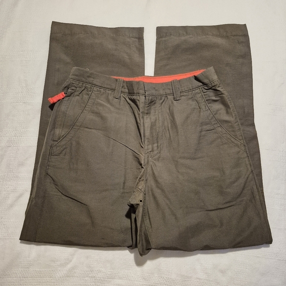 Gap men's size 30 x 30 dark green hiking style pants, 5 pockets, VGUC - Picture 3 of 10